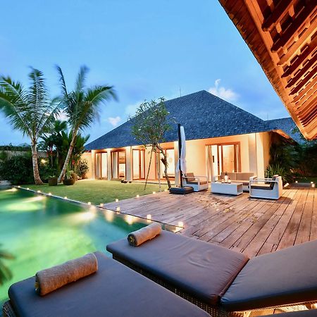 Villa Lala Kuta  Bagian luar foto